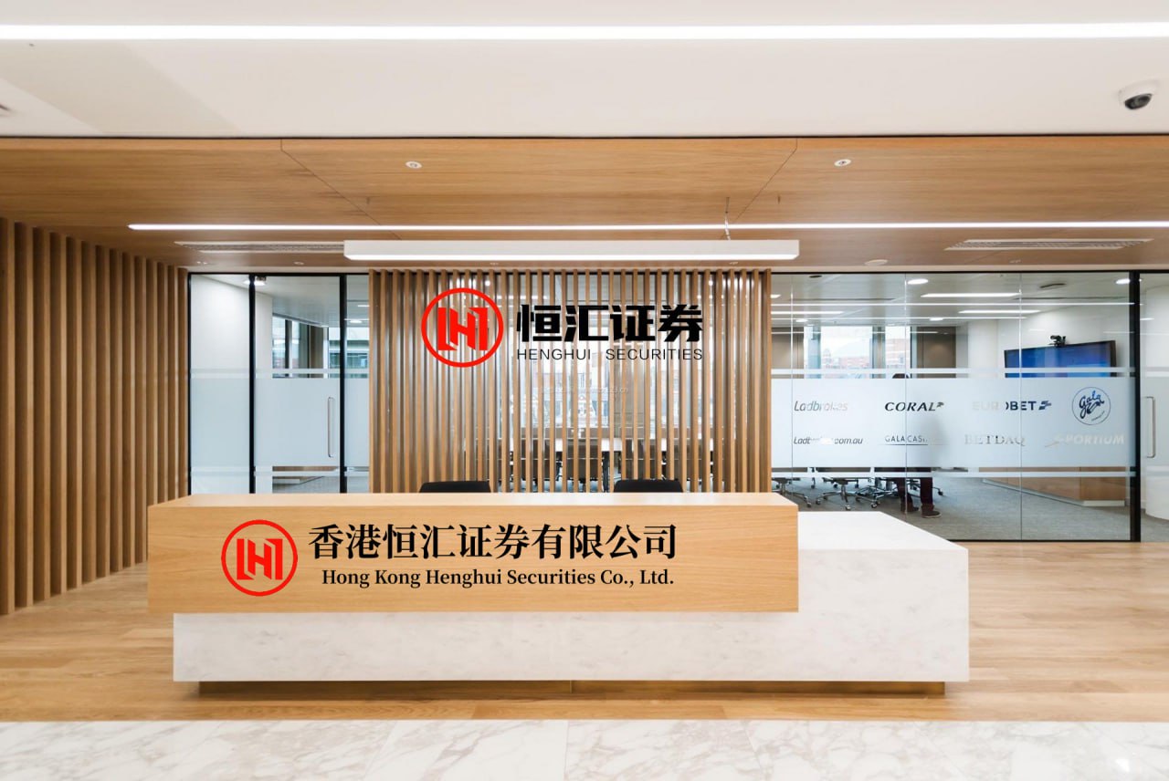 财新网 存储芯片长期短缺，旗舰和入门机将成为两个物种